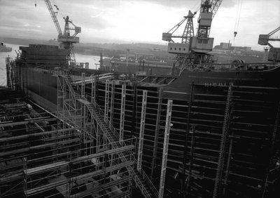 View of Nicola, the First SD14, Getting a Coat of Paint Shortly Before Launch at the Southwick Shipyard, Sunderland, Mid-December 1967 by Unbekannt Unbekannt